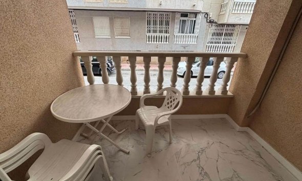 Revente - Apartment -
Torrevieja - Acequion