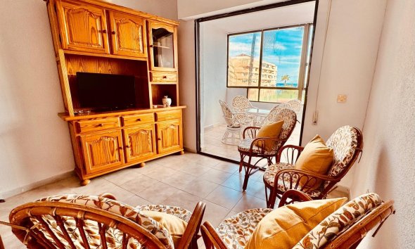 Reventa - Apartment -
Torrevieja - Cabo Cervera