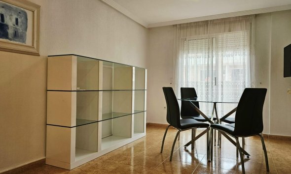 Revente - Apartment -
Torrevieja - Curva Del Palangre