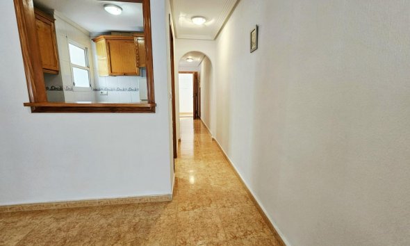 Revente - Apartment -
Torrevieja - Curva Del Palangre