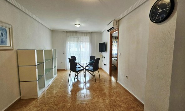 Revente - Apartment -
Torrevieja - Curva Del Palangre
