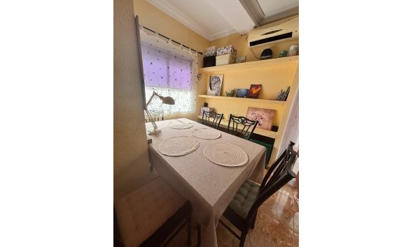 Revente - Apartment -
Torrevieja - Estacion De Autobuses