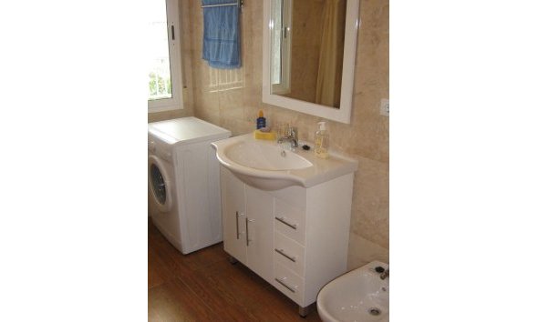 Revente - Apartment -
Torrevieja - Estacion De Autobuses