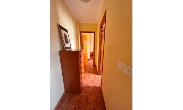 Revente - Apartment -
Torrevieja - Estacion De Autobuses