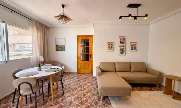 Revente - Apartment -
Torrevieja - Playa del Cura