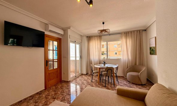 Revente - Apartment -
Torrevieja - Playa del Cura