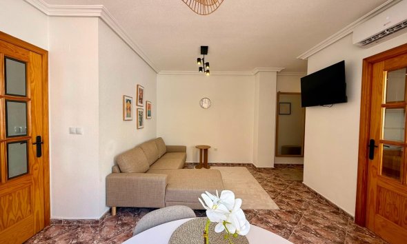 Revente - Apartment -
Torrevieja - Playa del Cura