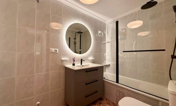 Revente - Apartment -
Torrevieja - Playa del Cura