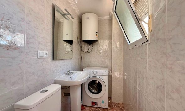 Revente - Apartment -
Torrevieja - Playa del Cura