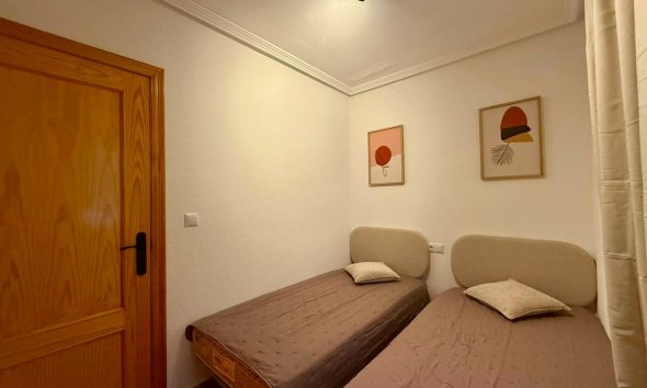 Revente - Apartment -
Torrevieja - Playa del Cura