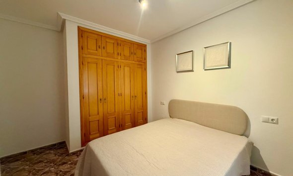 Revente - Apartment -
Torrevieja - Playa del Cura