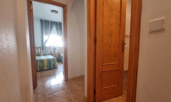 Revente - Apartment -
Torrevieja - Centro