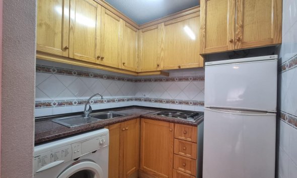 Revente - Apartment -
Torrevieja - Centro