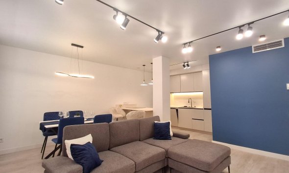 Revente - Apartment -
Torrevieja - Acequion