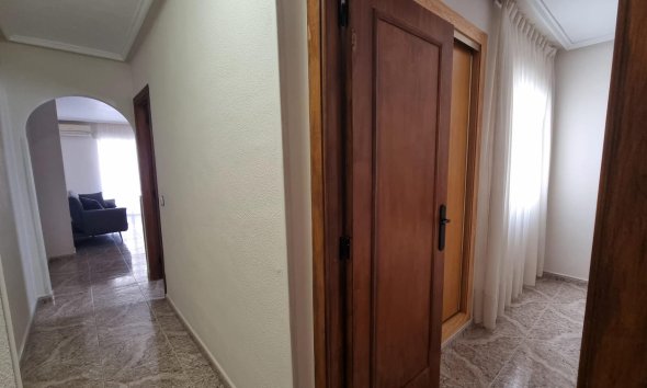 Revente - Apartment -
Torrevieja - Acequion
