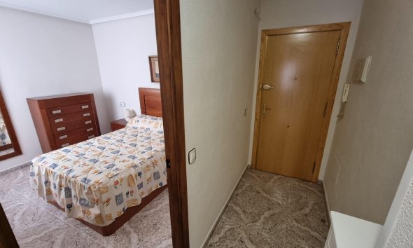 Revente - Apartment -
Torrevieja - Acequion