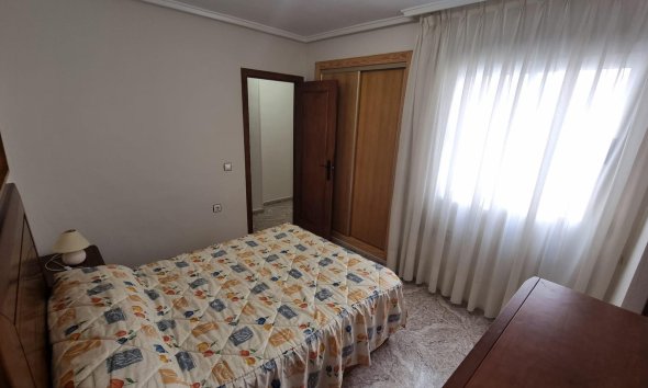 Revente - Apartment -
Torrevieja - Acequion