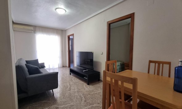 Revente - Apartment -
Torrevieja - Acequion