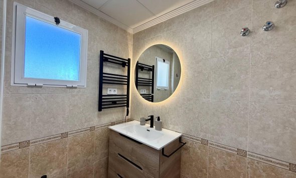 Revente - Apartment -
Guardamar del Segura - Puerto