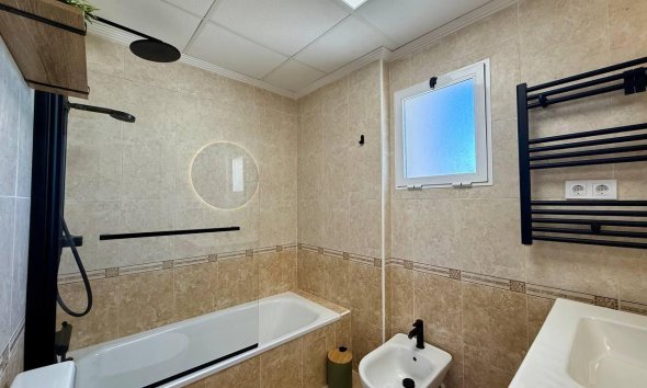 Revente - Apartment -
Guardamar del Segura - Puerto