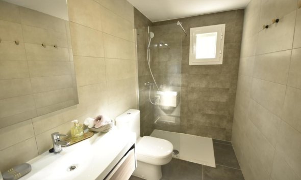 Revente - Apartment -
Orihuela Costa - Campoamor