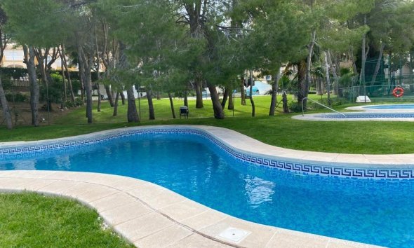 Revente - Apartment -
Orihuela Costa - Campoamor
