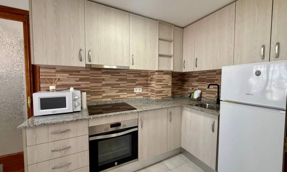 Revente - Apartment -
Torrevieja - Playa del Cura