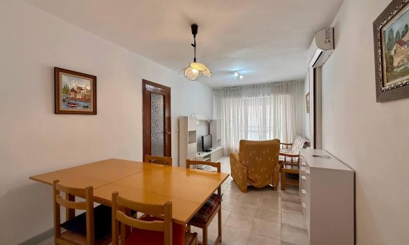 Revente - Apartment -
Torrevieja - Playa del Cura
