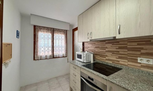 Revente - Apartment -
Torrevieja - Playa del Cura