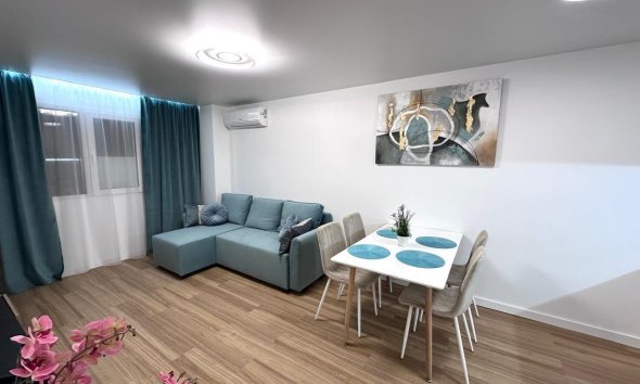 Revente - Apartment -
Torrevieja - Estacion De Autobuses
