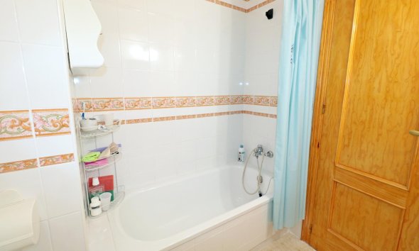 Revente - Apartment -
Torrevieja - Acequion