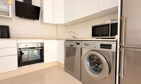 Revente - Apartment -
Torrevieja - Parque de las Naciones