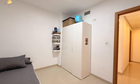 Revente - Apartment -
Torrevieja - Parque de las Naciones