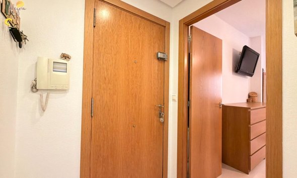 Revente - Apartment -
Torrevieja - Parque de las Naciones