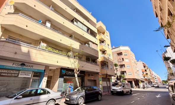 Revente - Apartment -
Torrevieja - Parque de las Naciones