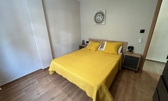Revente - Apartment -
Torrevieja - Estacion De Autobuses