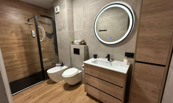 Revente - Apartment -
Torrevieja - Estacion De Autobuses
