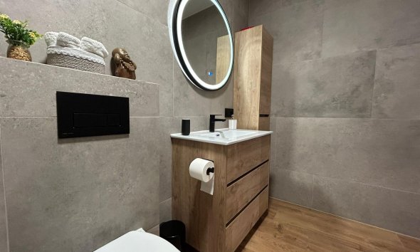 Revente - Apartment -
Torrevieja - Estacion De Autobuses