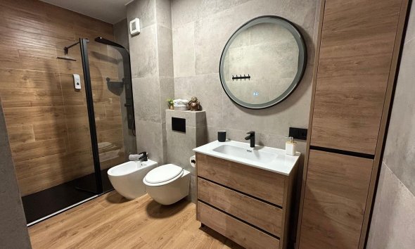 Revente - Apartment -
Torrevieja - Estacion De Autobuses