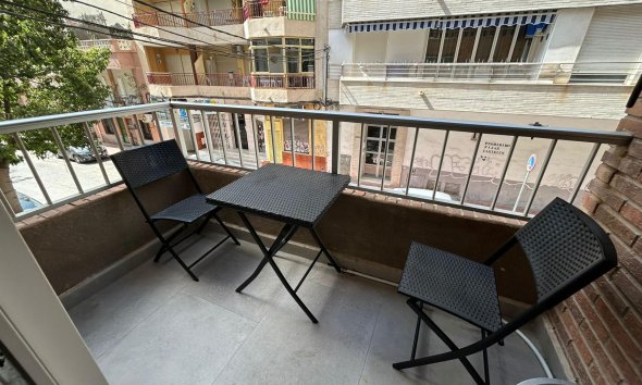 Revente - Apartment -
Torrevieja - Estacion De Autobuses