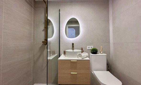 Revente - Apartment -
Torrevieja - Habaneras