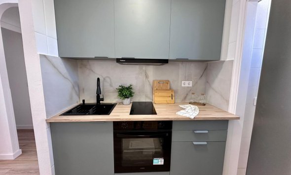Revente - Apartment -
Torrevieja - Habaneras