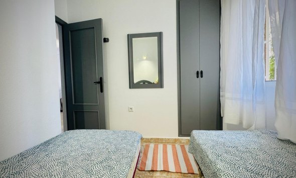 Revente - Apartment -
Torrevieja - Playa del Cura