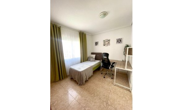 Reventa - Apartment -
Torrevieja - Centro
