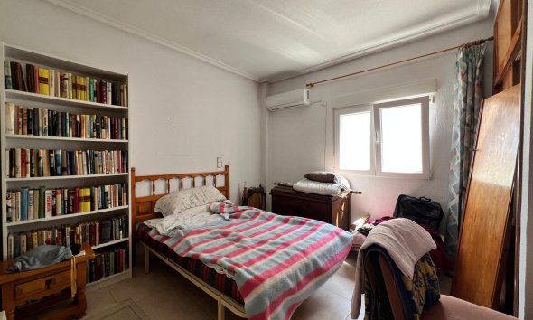 Reventa - Apartment -
Torrevieja - Centro