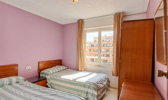 Revente - Attique -
Torrevieja - Playa De Los Naufragos