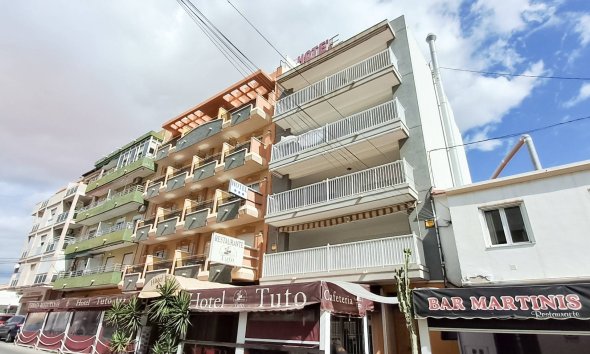 Revente - Attique -
Torrevieja - Playa De Los Naufragos