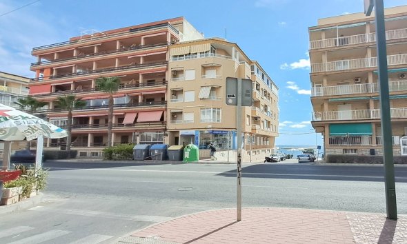 Revente - Attique -
Torrevieja - Playa De Los Naufragos