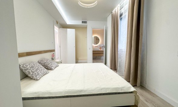 Revente - Apartment -
Torrevieja - Costa Blanca