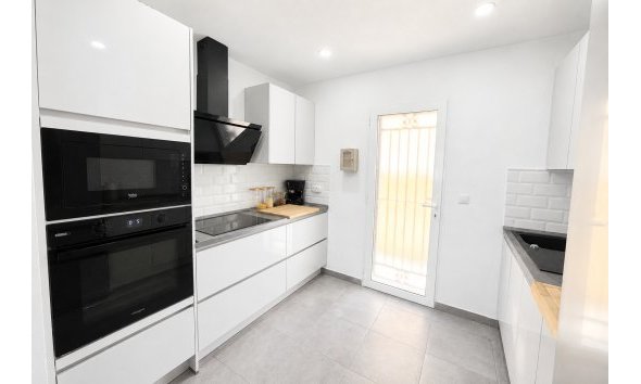 Revente - Town House -
Campoamor - Costa Blanca